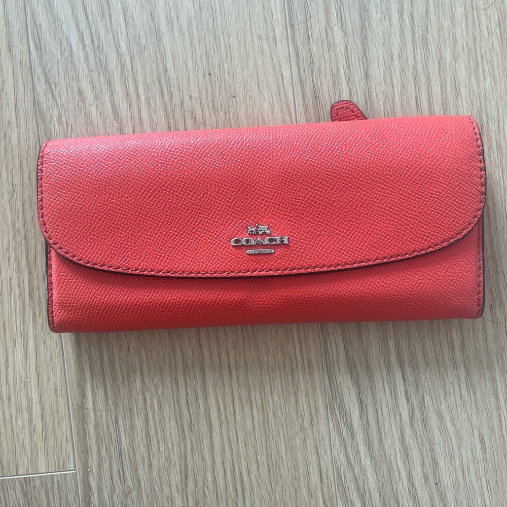 Coach Coral Leather Wallet